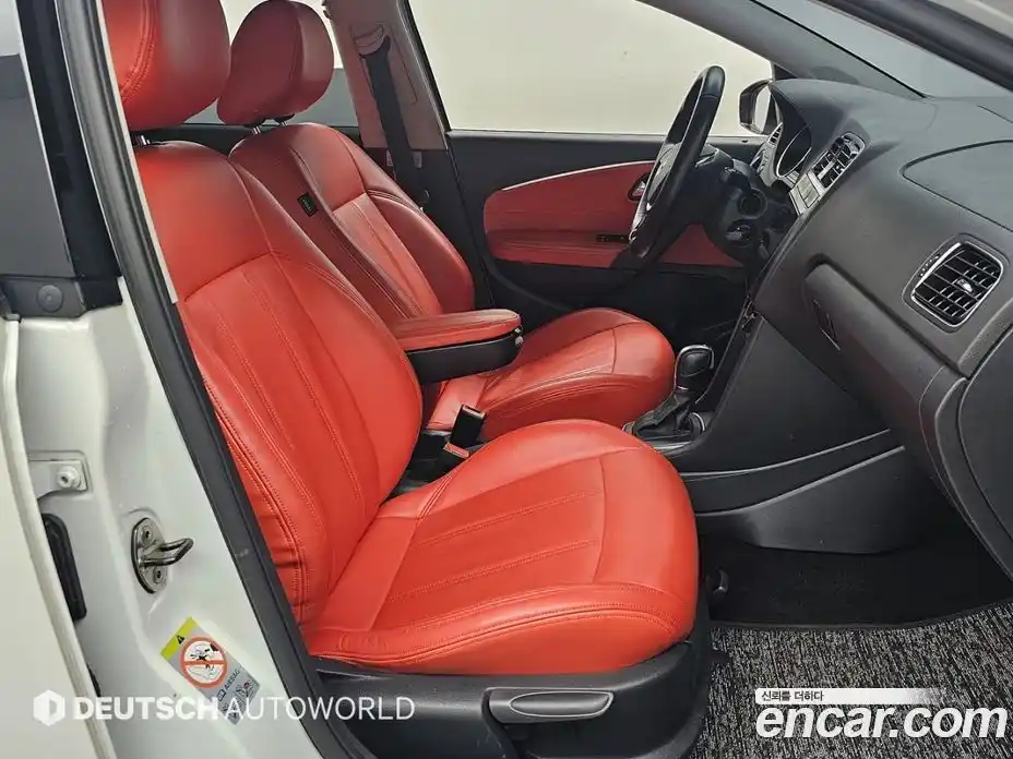 Volkswagen Polo 2015 1.4 гидро в Москве № 976165, фото 10
