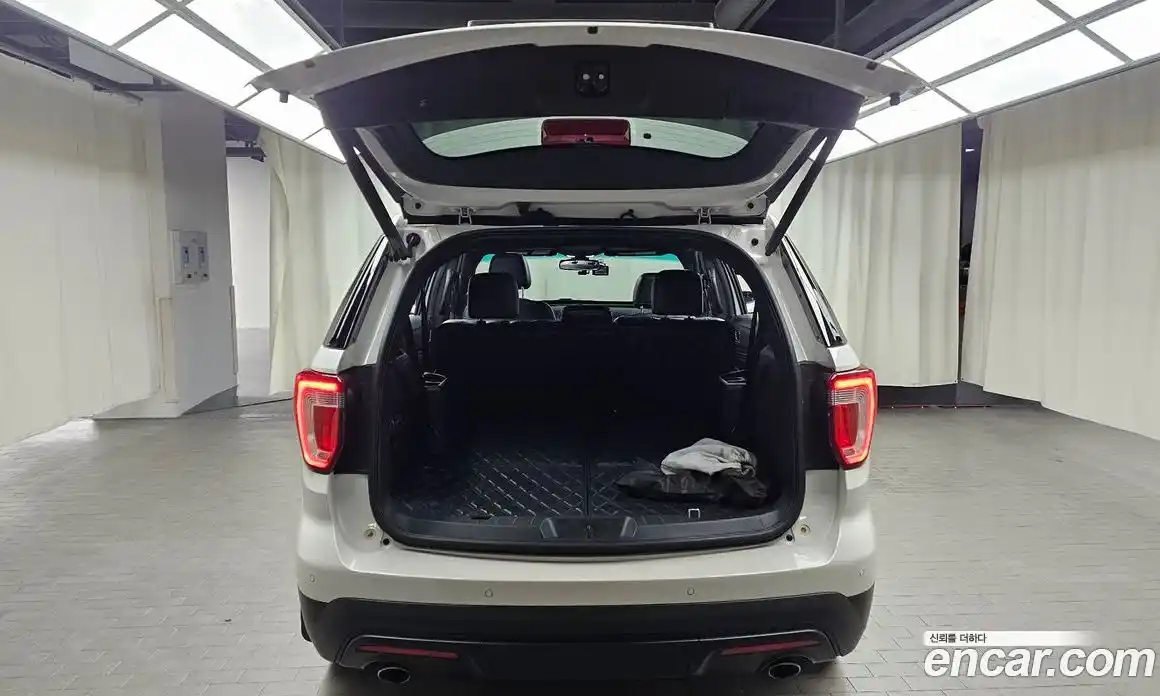 Ford Explorer 2017 2.3 гидро в Москве № 976293, фото 20