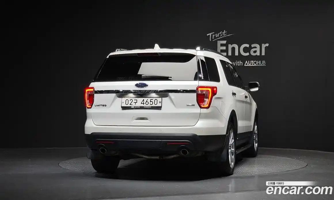 Ford Explorer 2017 2.3 гидро в Москве № 976293, фото 4