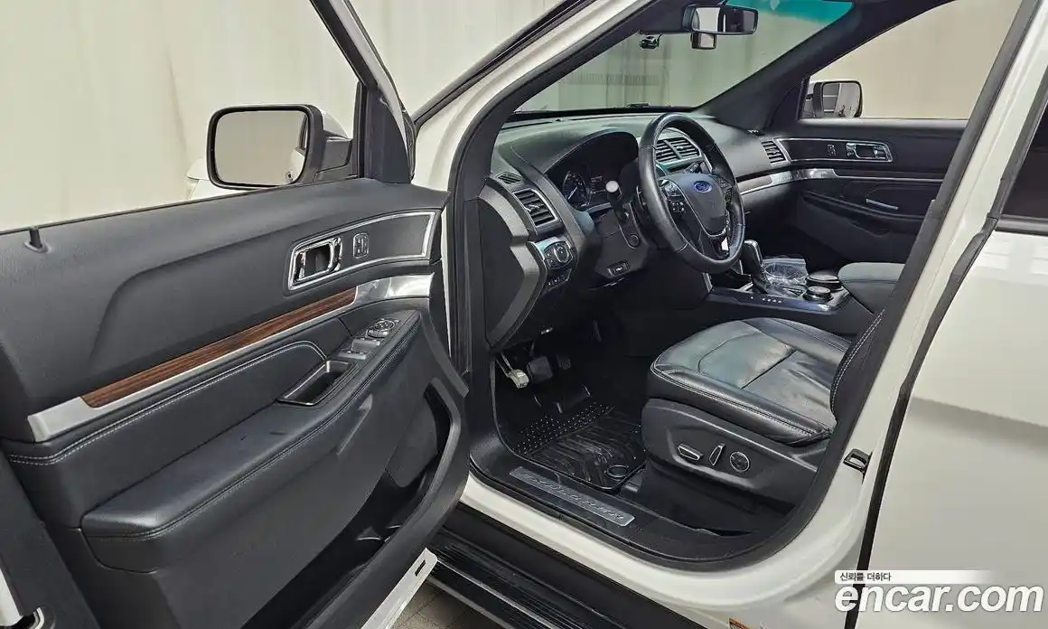 Ford Explorer 2017 2.3 гидро в Москве № 976293, фото 10
