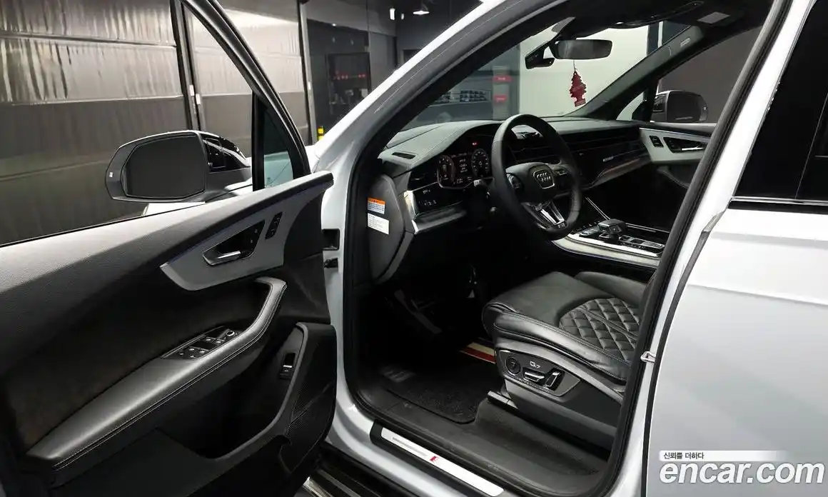 Audi Q7 2022 3.0 гидро в Москве № 1007002, фото 10