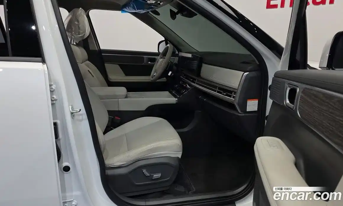 Hyundai Santa Fe 2024 1.6 Автомат в Москве № 1008059, фото 11