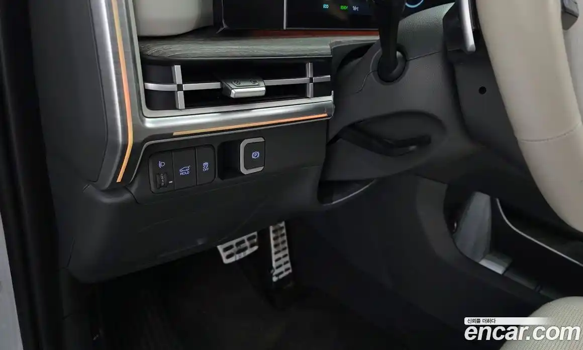 Hyundai Santa Fe 2024 1.6 Автомат в Москве № 1008059, фото 14