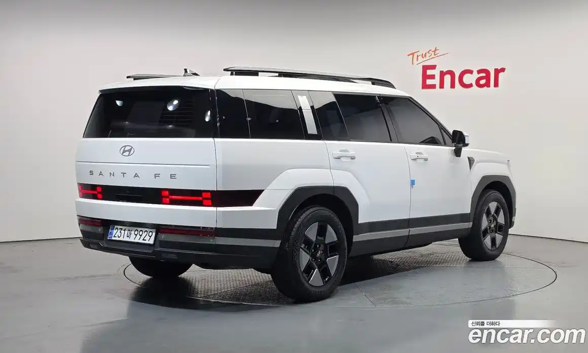 Hyundai Santa Fe 2024 1.6 Автомат в Москве № 1008059, фото 2