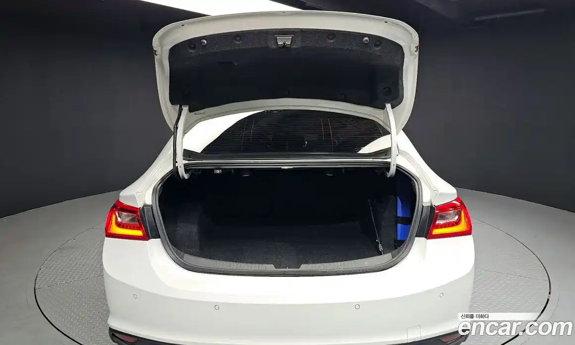 Chevrolet Malibu 2016 1.5 Автомат в Москве № 1012601, фото 20