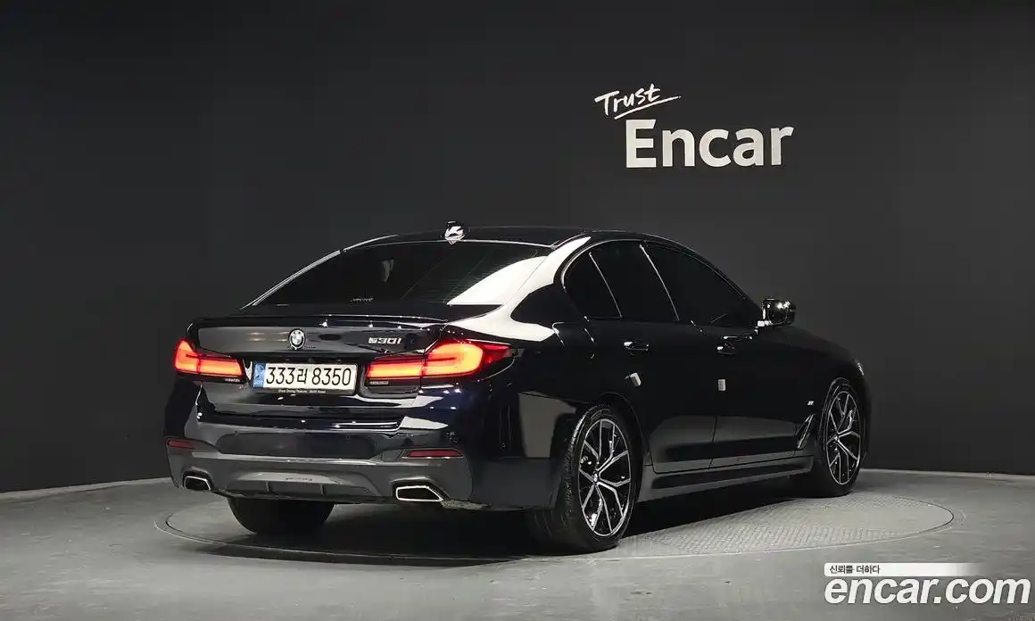 BMW 5-Series 2022 2.0 Автомат в Москве № 1082908, фото 2