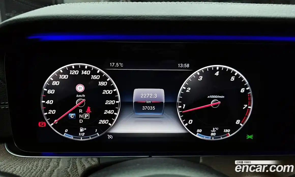 Mercedes-Benz E-Class 2018 2.0 гидро в Москве № 138721, фото 8