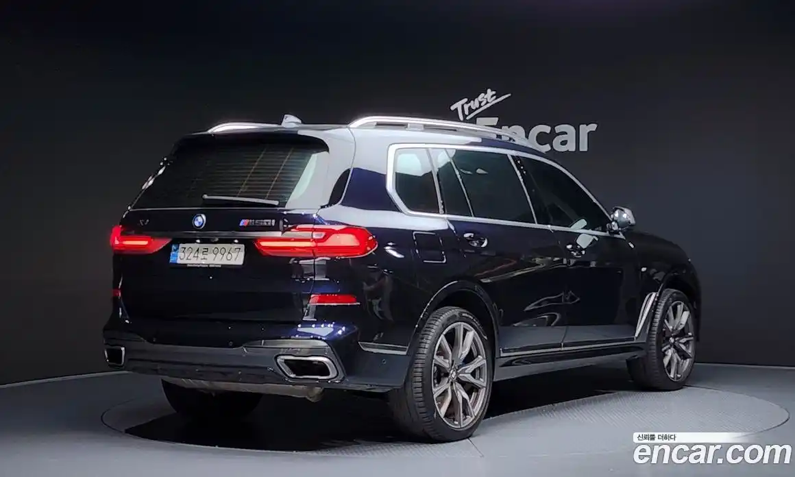 BMW X7 2021 4.4 гидро в Москве № 155975, фото 2