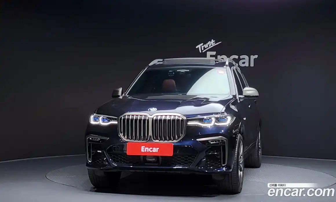 BMW X7 2021 4.4 гидро в Москве № 155975, фото 3