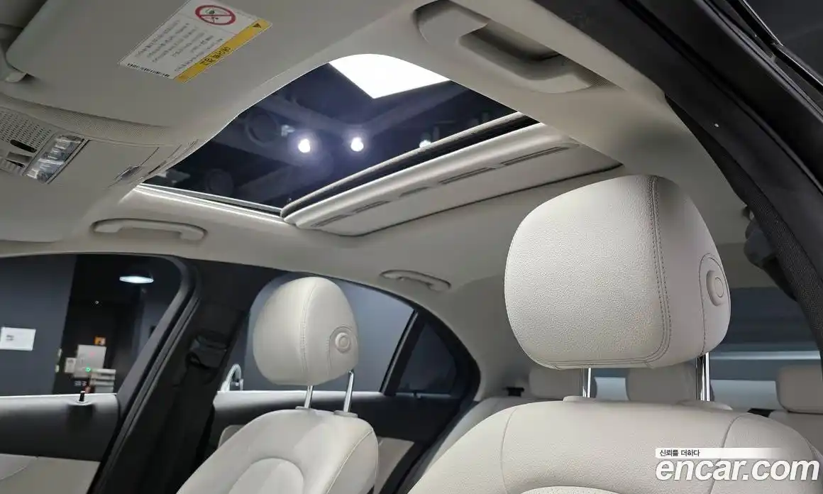 Mercedes-Benz C-Class 2017 2.0 гидро в Москве № 161111, фото 17