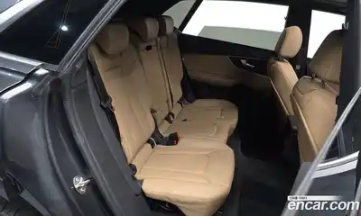 Audi Q8 2023 3.0 гидро в Москве № 162403, миниатюра 11