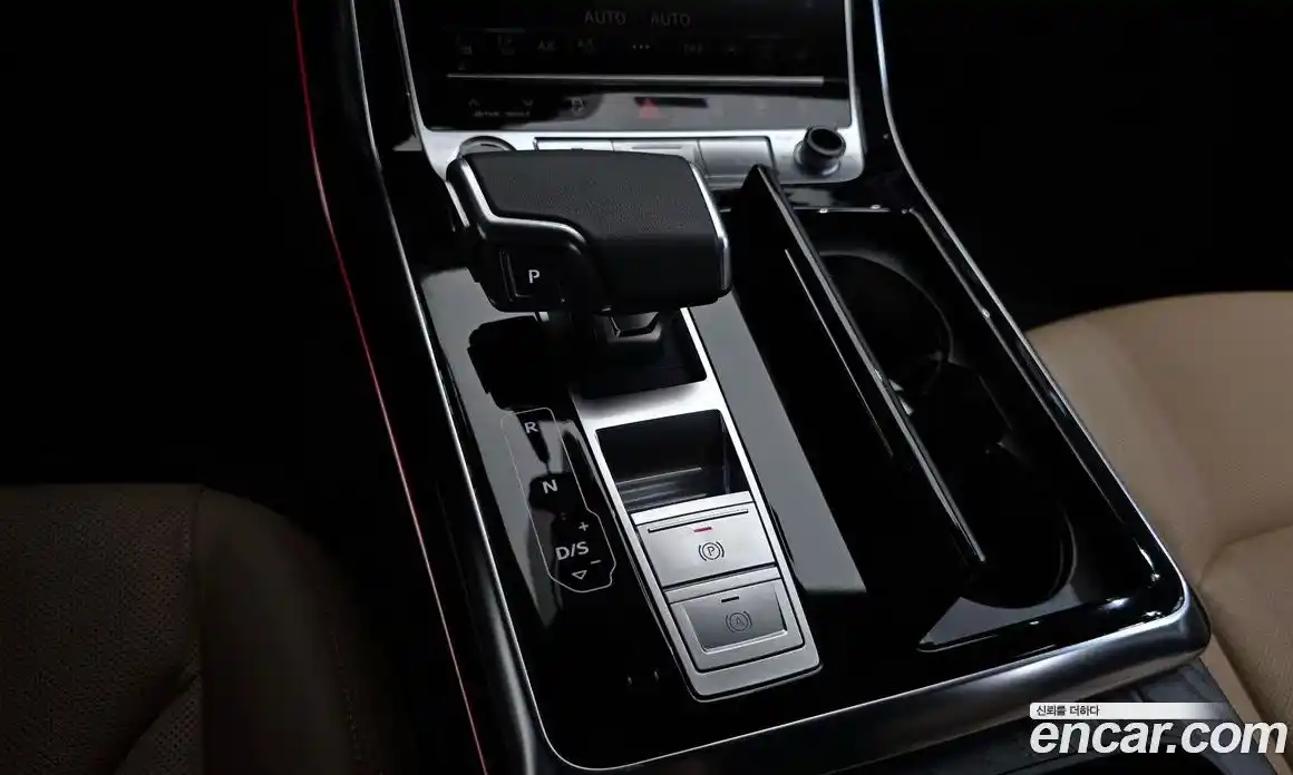 Audi Q8 2023 3.0 гидро в Москве № 162403, фото 8