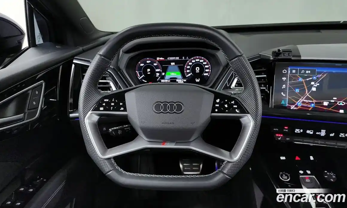 Audi Q4 e-tron 2023 0.2 гидро в Москве № 162582, фото 13