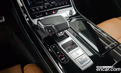Audi A8 2023 3.0 гидро в Москве № 162696, миниатюра 9