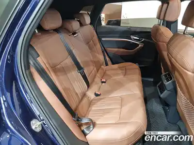 Audi e-tron 2023 0.2 гидро в Москве № 164118, миниатюра 11