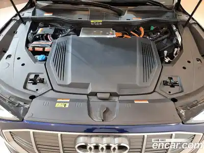 Audi e-tron 2023 0.2 гидро в Москве № 164118, миниатюра 6