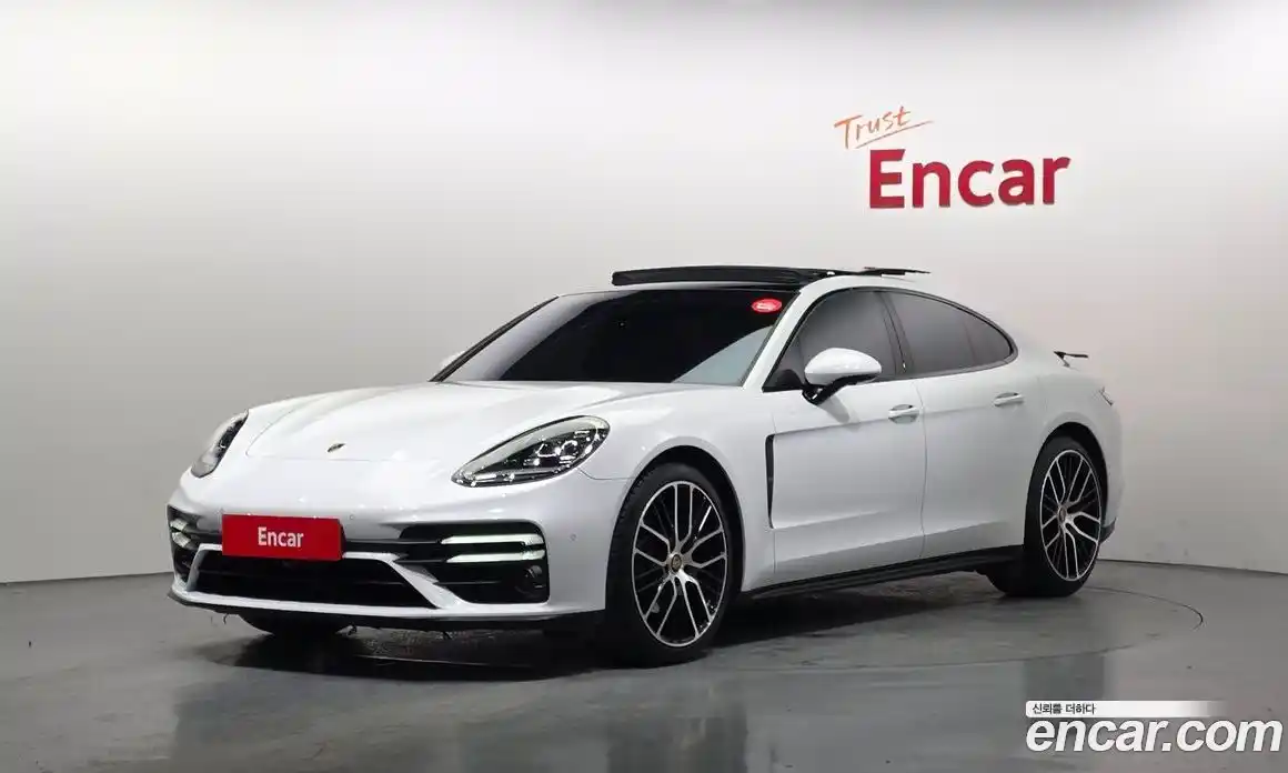 Porsche Panamera 2023 2.9 гидро в Москве № 165422, фото 1
