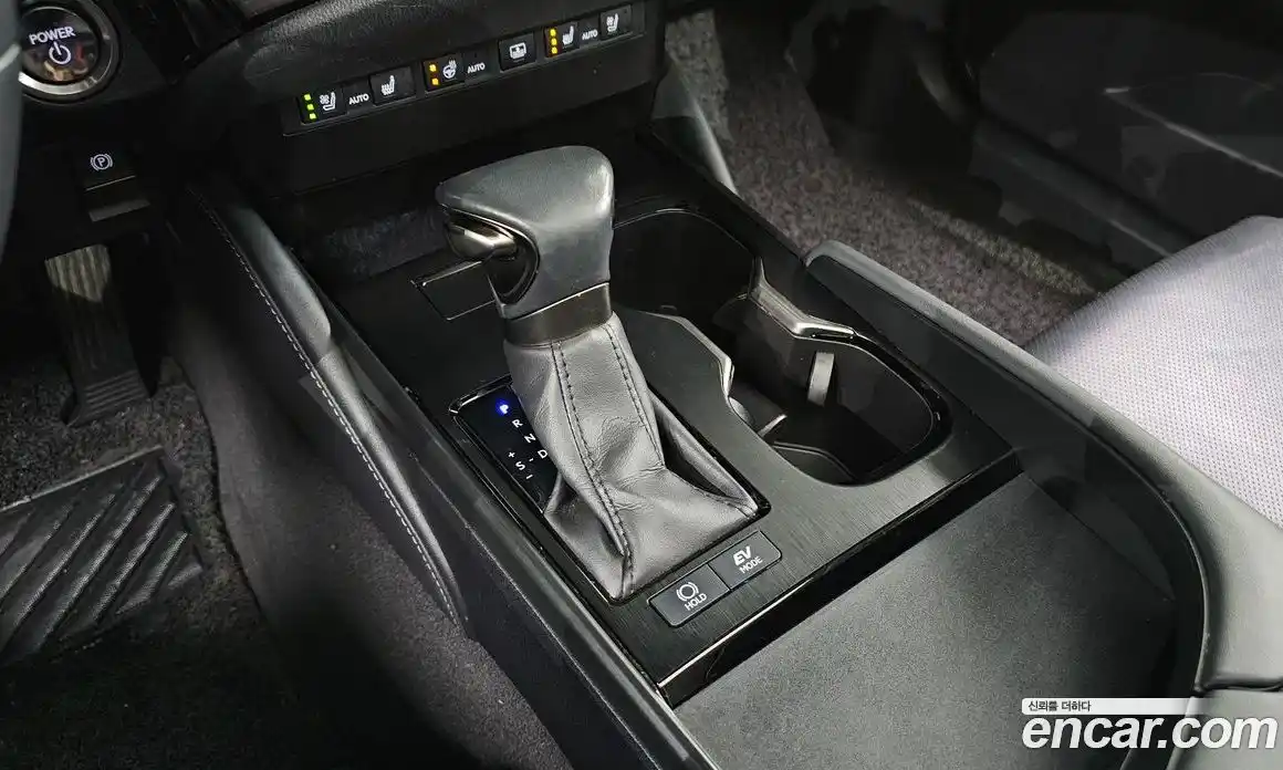 Lexus ES 2023 2.5 гидро в Москве № 168138, фото 9