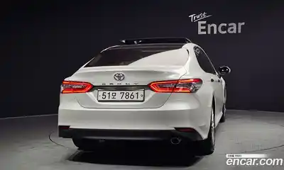 Toyota Camry 2018 2.5 гидро в Москве № 170153, миниатюра 4