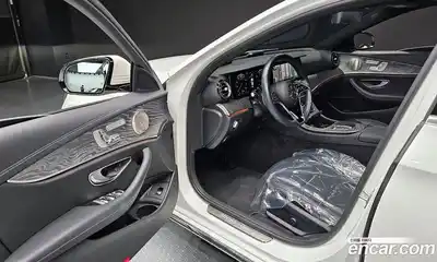 Mercedes-Benz E-Class 2022 2.0 гидро, миниатюра 11