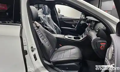 Mercedes-Benz E-Class 2022 2.0 гидро, миниатюра 10