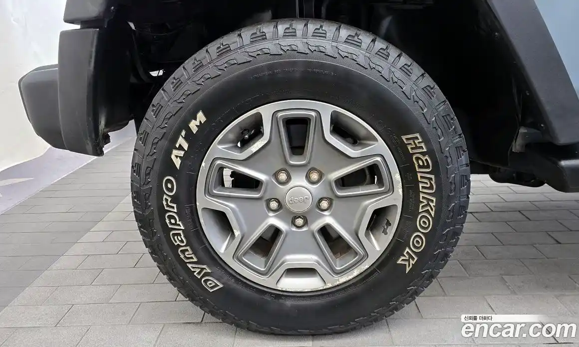 Jeep Wrangler 2014 2.8 гидро в Москве № 182046, фото 5