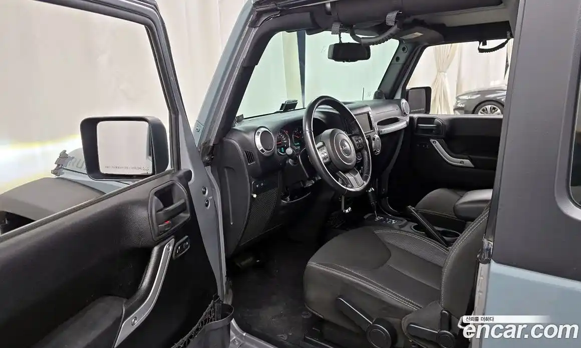 Jeep Wrangler 2014 2.8 гидро в Москве № 182046, фото 10