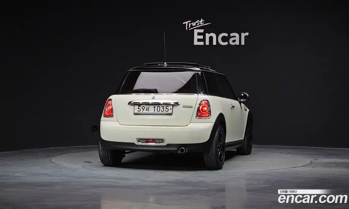 Mini Cooper 2012 1.6 гидро в Москве № 191152, фото 4