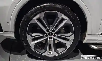 Audi Q7 2022 3.0 гидро в Москве № 196141, миниатюра 5