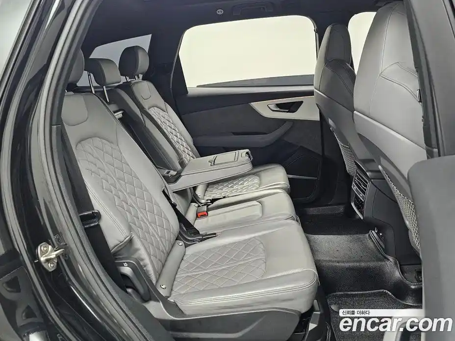 Audi Q7 2022 3.0 гидро в Москве № 212324, фото 12