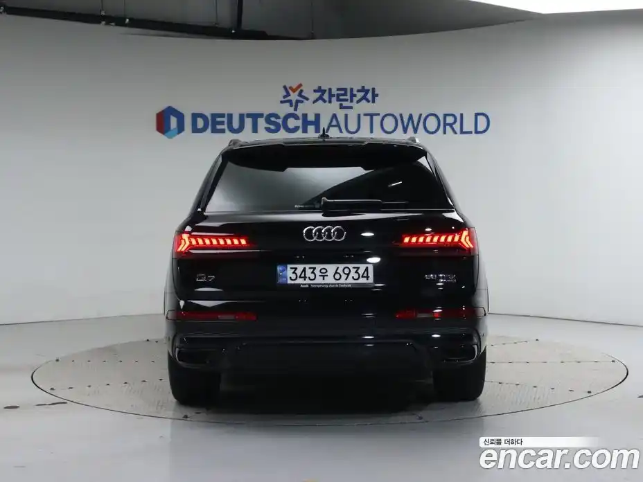 Audi Q7 2022 3.0 гидро в Москве № 212324, фото 4