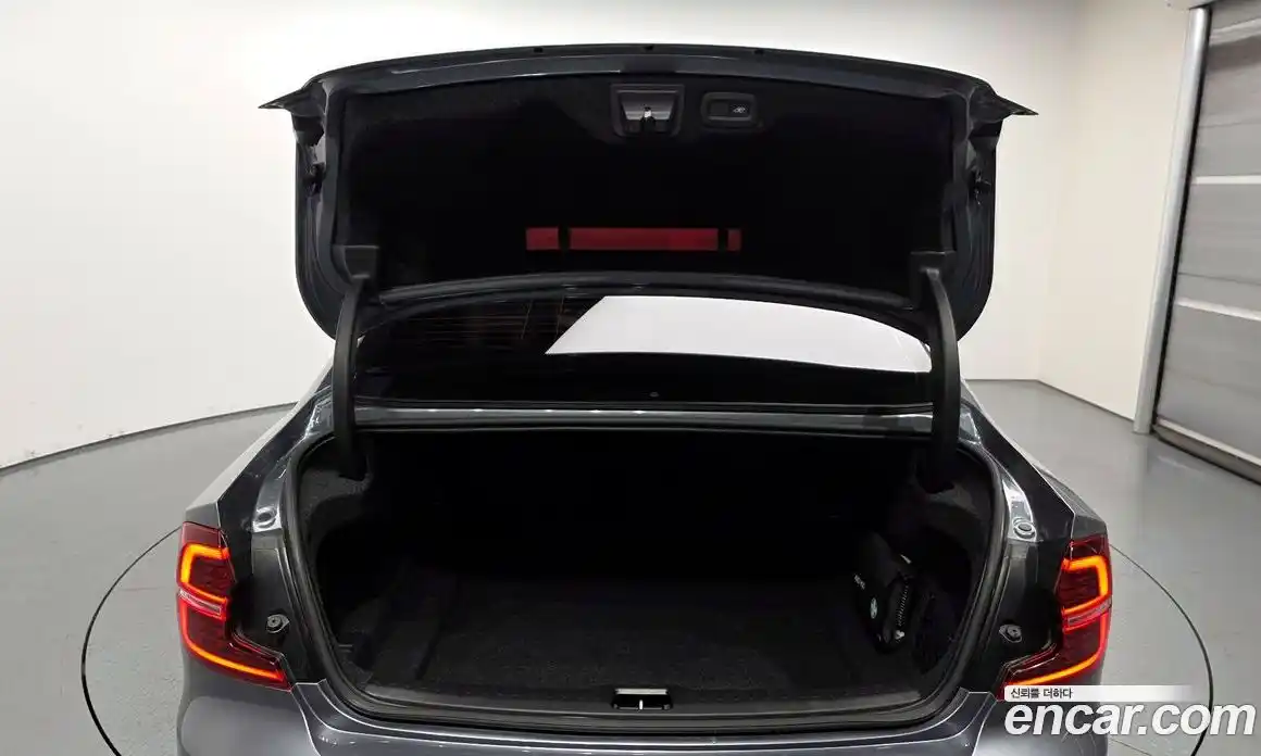 Volvo S60 2019 2.0 гидро в Москве № 212871, фото 20