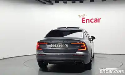 Volvo S60 2019 2.0 гидро в Москве № 212871, миниатюра 4