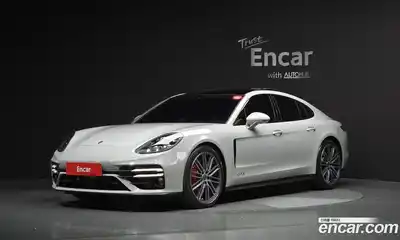 Porsche Panamera, 2024
