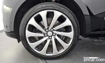 Land Rover Range-Rover 2023 4.4 гидро в Москве № 213309, миниатюра 5