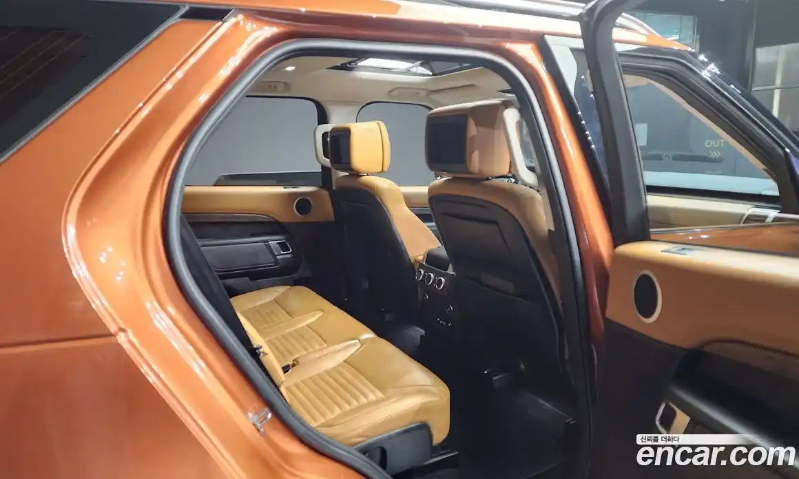 Land Rover Discovery 2018 3.0 гидро в Москве № 213628, фото 12