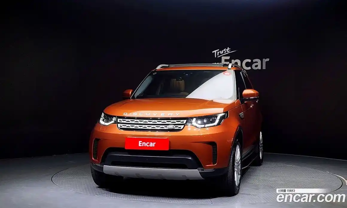 Land Rover Discovery 2018 3.0 гидро в Москве № 213628, фото 3