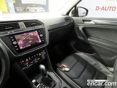 Volkswagen Tiguan 2020 2.0 гидро в Москве № 215203, миниатюра 12
