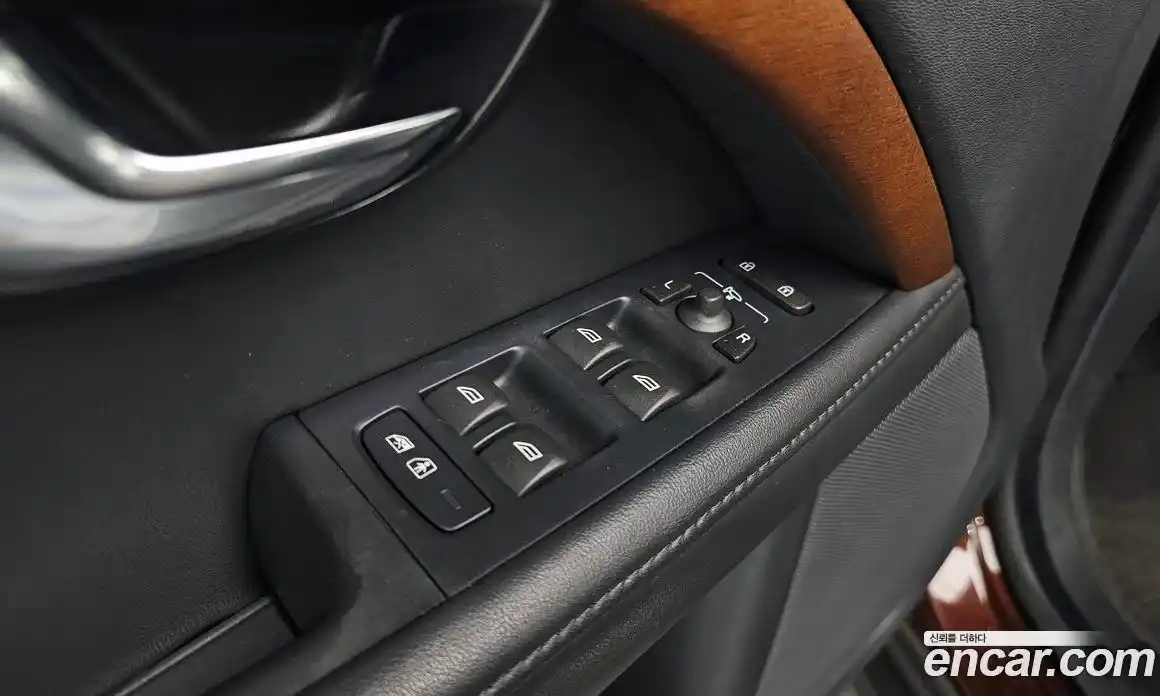 Volvo XC70 2016 2.0 гидро в Москве № 218158, фото 17