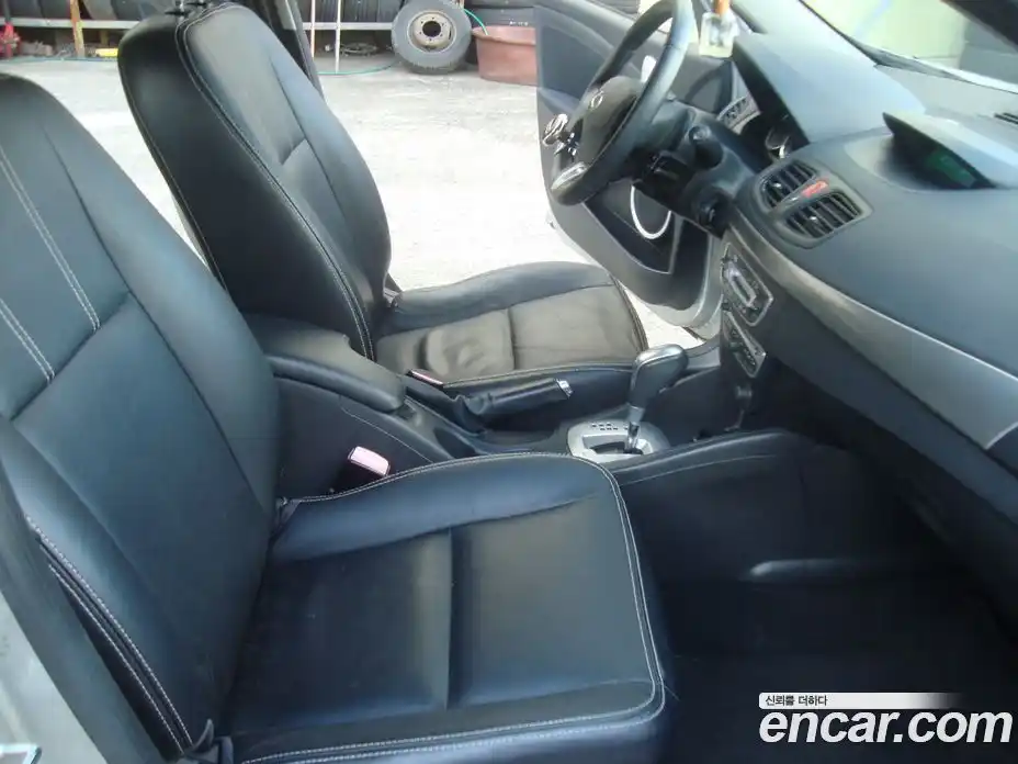 Renault SM3 2009 1.6 гидро в Москве № 227358, фото 9
