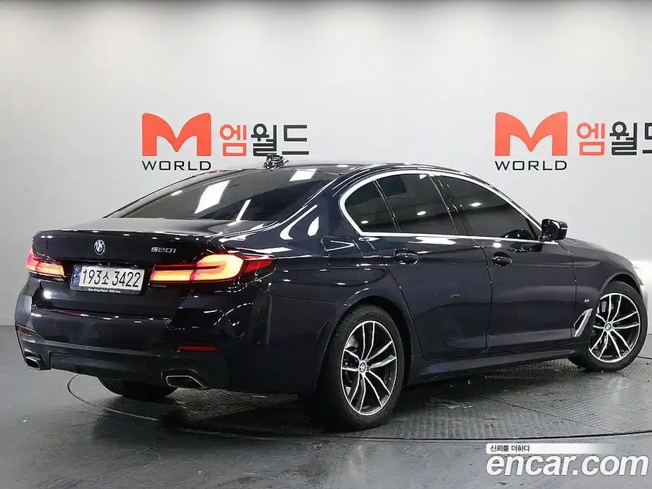 BMW 5-Series 2023 2.0 гидро в Москве № 228522, фото 3