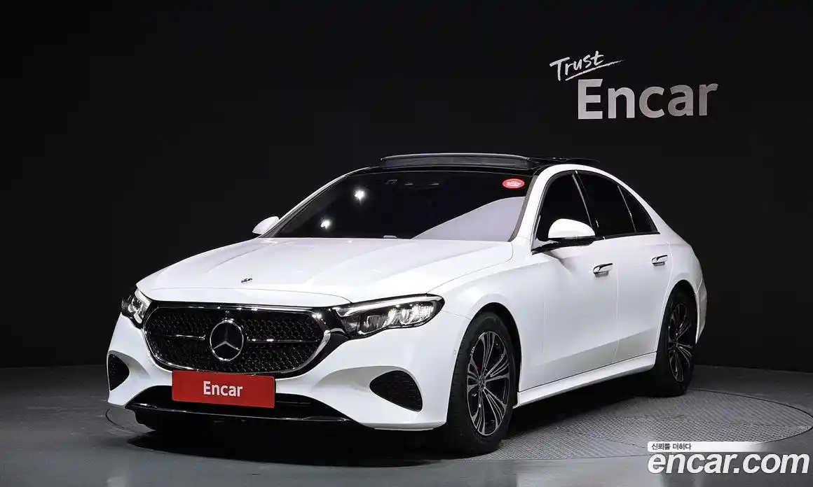 Mercedes-Benz E-Class 2025 2.0 гидро в Москве № 229378, фото 1