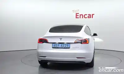 Tesla Model 3 2021 0.2 гидро в Москве № 231792, миниатюра 4