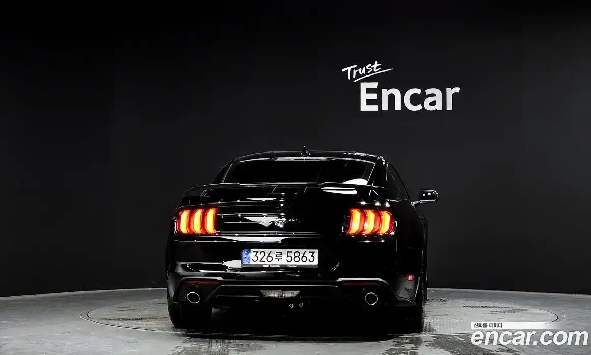 Ford Mustang 2023 2.3 гидро в Москве № 233169, фото 4