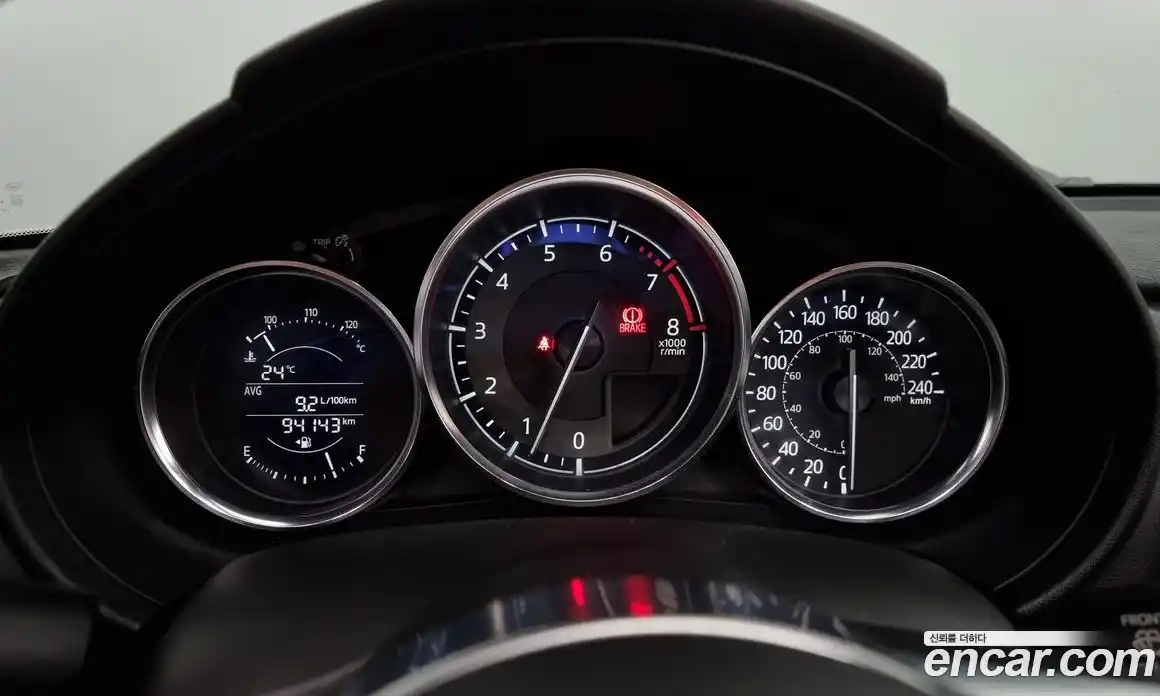 Mazda MX-5 2016 2.0 механика в Москве № 236094, фото 8