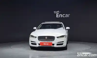 Jaguar XE 2018 2.0 гидро в Москве № 240481, миниатюра 3
