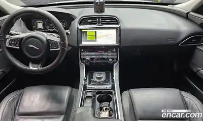 Jaguar XE 2018 2.0 гидро в Москве № 240481, миниатюра 7