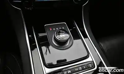 Jaguar XE 2018 2.0 гидро в Москве № 240481, миниатюра 9