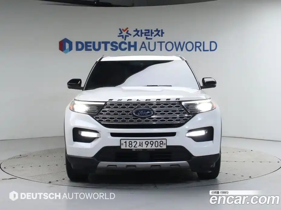 Ford Explorer 2020 2.3 гидро в Москве № 255649, фото 1