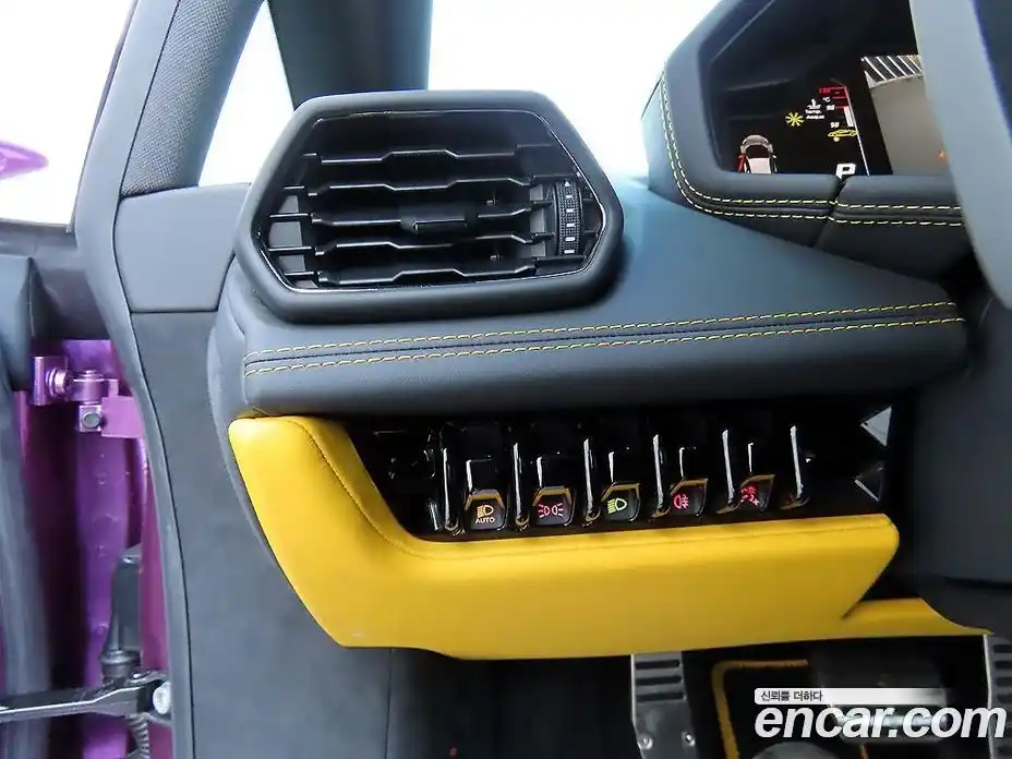 Lamborghini Huracan 2023 5.2 гидро в Москве № 256316, фото 11